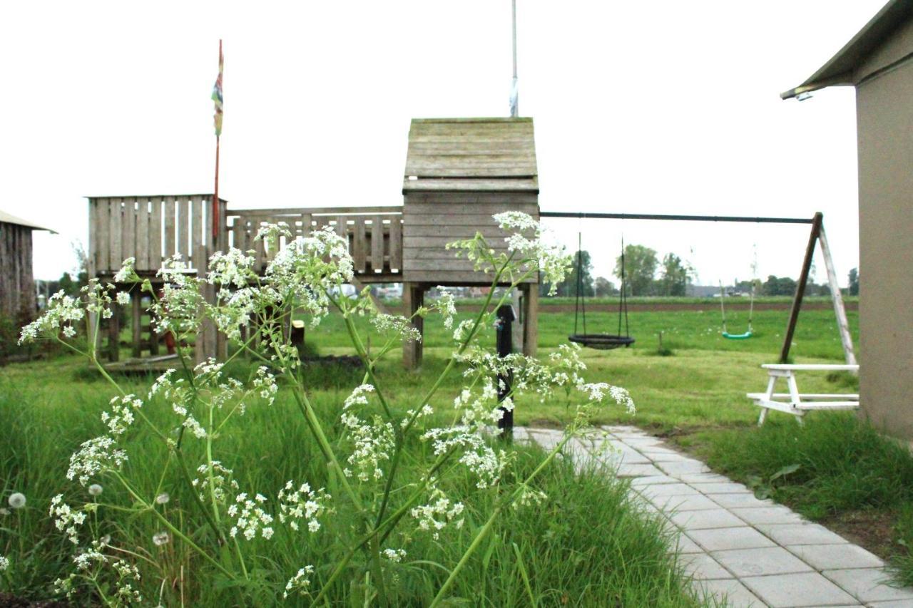 Boerderij Camping Nixhoeve Genderen Ngoại thất bức ảnh