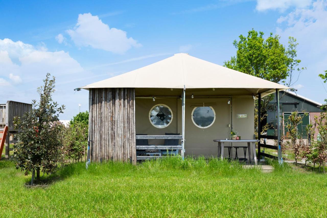 Boerderij Camping Nixhoeve Genderen Ngoại thất bức ảnh