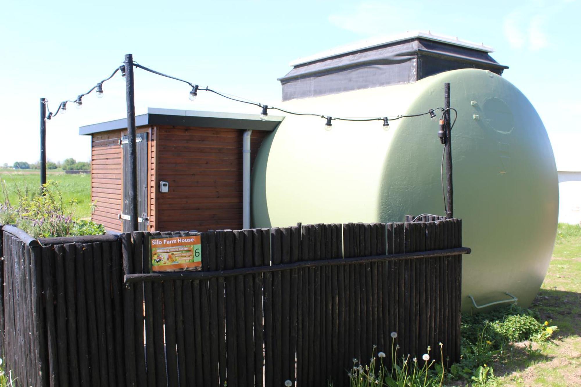 Boerderij Camping Nixhoeve Genderen Ngoại thất bức ảnh